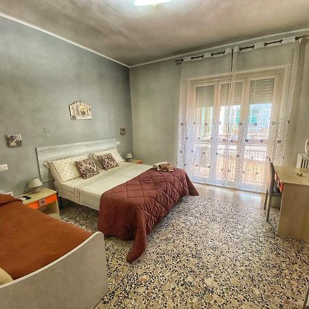 Bed and Breakfast La Pietra Preziosa Crotone Exterior foto